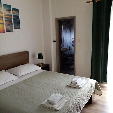 Apartment Sanja Makarska Exterior photo