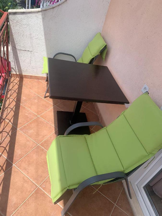 Apartment Sanja Makarska Exterior photo